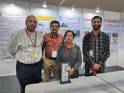 Indian Institute of Geomagnetism participated in the Govt. Achievements & Schemes Expo -2022
