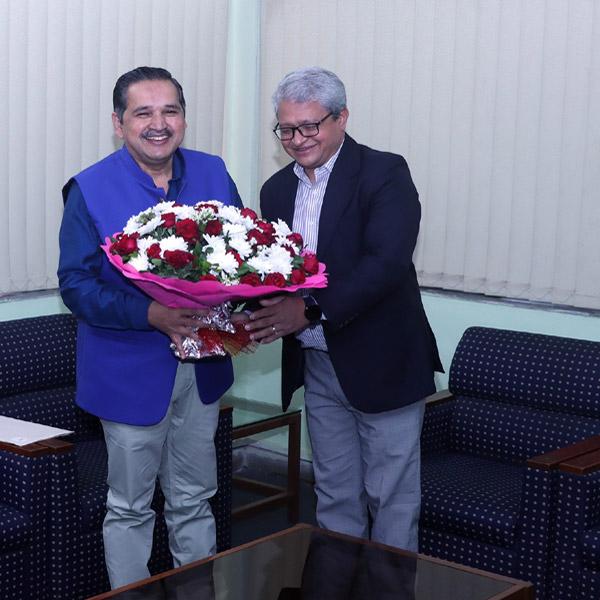 Dr. M. Mohanty, Head A.I. Division, DST, Govt. of India, graced the IIG