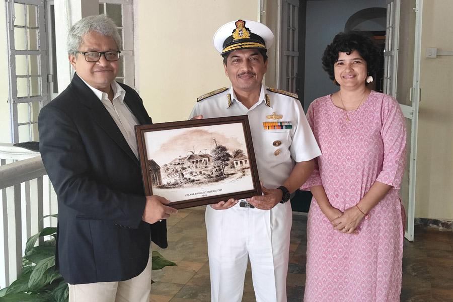 Indian Navy Vice Admiral Shri Sandip Naithani Visited Colaba Magnetic Oobservatory on 12 Dec. 2023