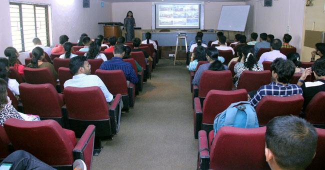Students from V.G.Vaze College Mulund, visited IIG on 21 April 2023.