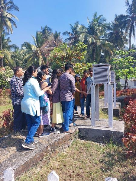 A group of students from Marathi Department, Ruia College, Mumbai visited Magnetic Observatory, Alibag