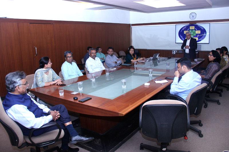 Dr Akhilesh Gupta Visit to IIG