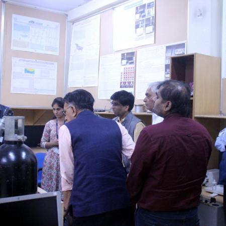 The Secretary of the Department of Science and Technology, Prof. Abhay Karandikar, paid a visit to the Indian Institute of Geomagnetism in New Panvel